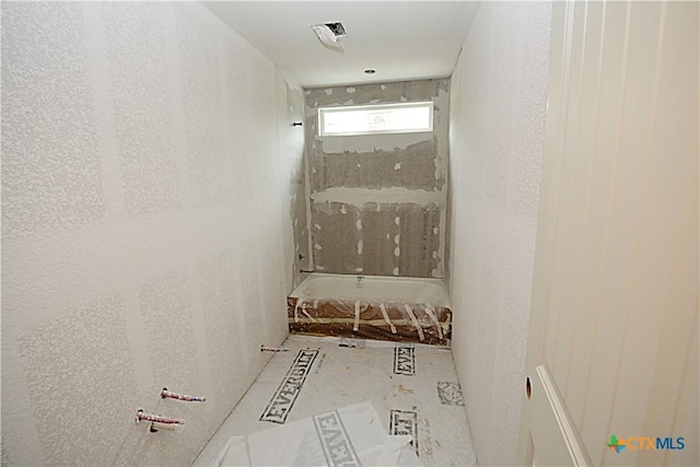 439 Deer Crk, Spring Branch, TX 78070 - view of hallway