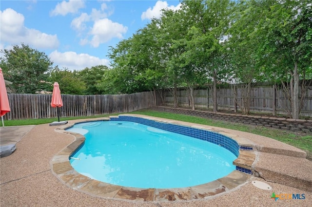 104 Missouri Dr, Harker Heights, TX 76548 - view of pool with a fenced backyard