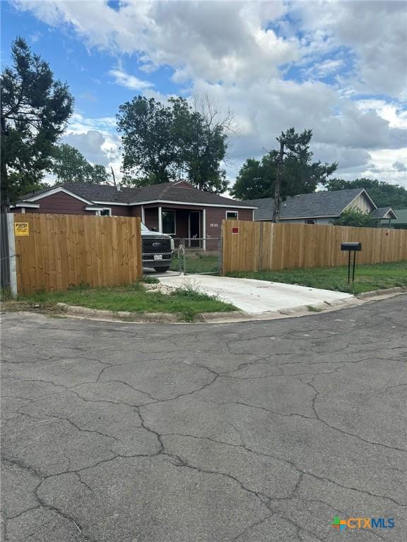 1910 N Gray St, Killeen, TX 76541 - photo 36