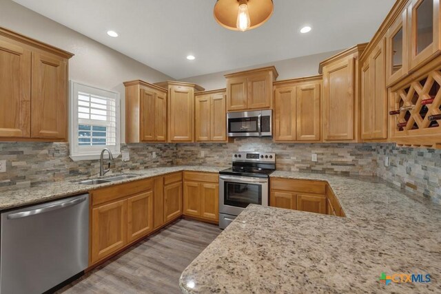 596 Riviera Dr, Canyon Lake, TX 78133 - photo 13