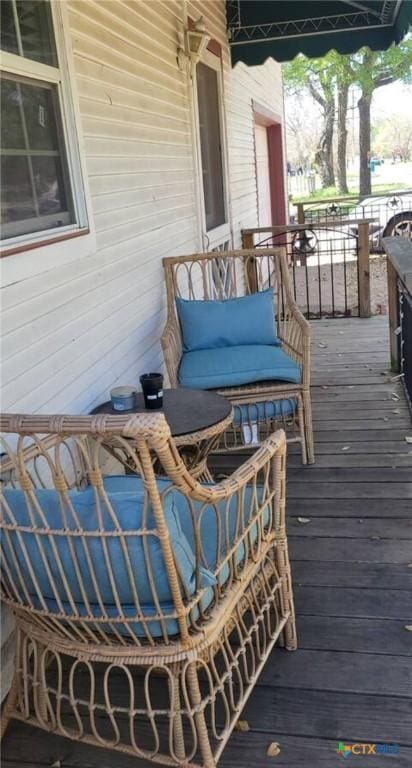 1123 N Beal St, Belton, TX 76513 - view of deck