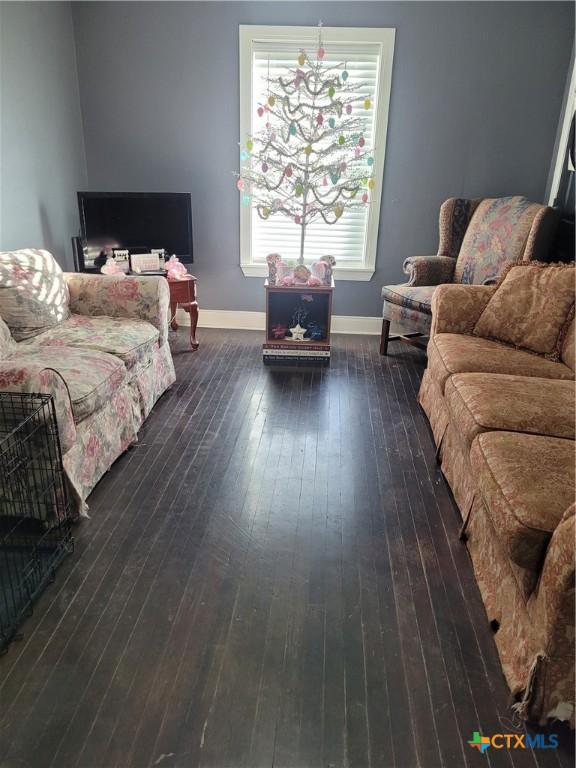 1608 Sam Houston Dr, Victoria, TX 77901 - photo 2