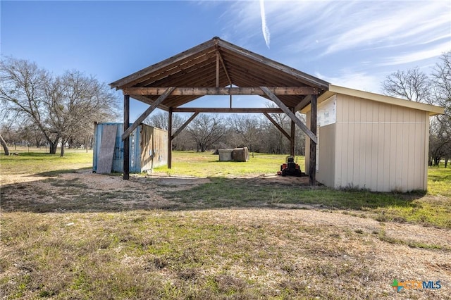 Listing photo 2 for 5510 US Highway 90, Seguin TX 78155