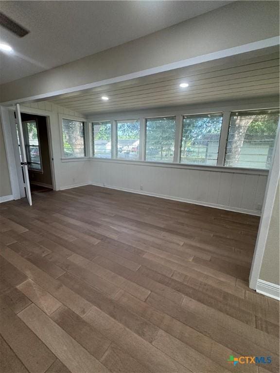 Listing photo 6 - caption unavailable
