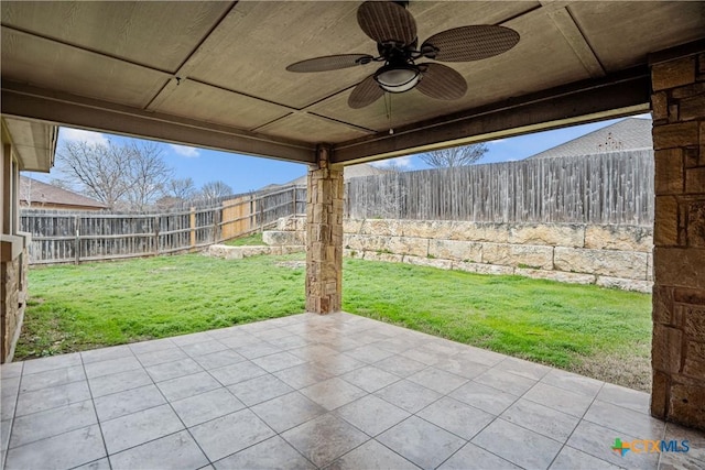 view of patio featuring ceiling fan and a fenced backyard