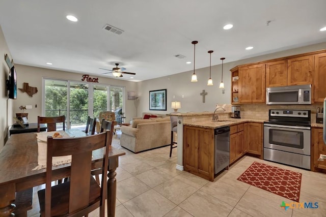 540 River Run Unit 305, New Braunfels, TX 78132 - photo 2