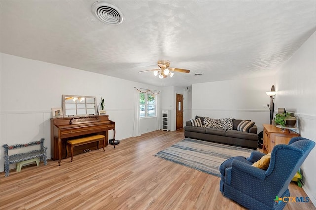 1305 W 3 A St, Mcgregor, TX 76657 - photo 5