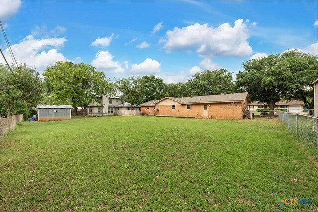 1305 W 3 A St, Mcgregor, TX 76657 - photo 17