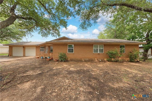 1305 W 3 A St, Mcgregor, TX 76657 - photo 3