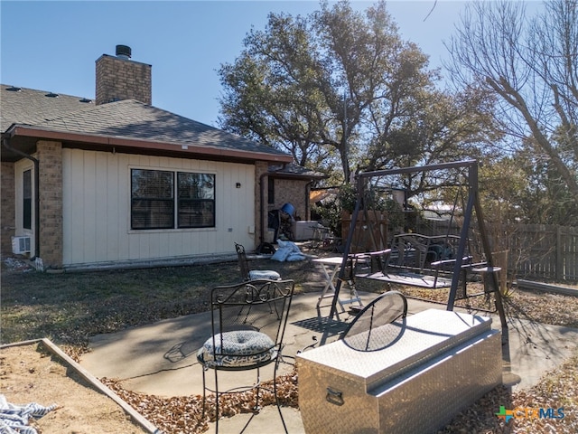 view of patio featuring a fire pit