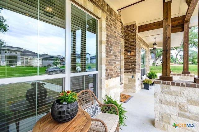 view of patio / terrace with covered porch