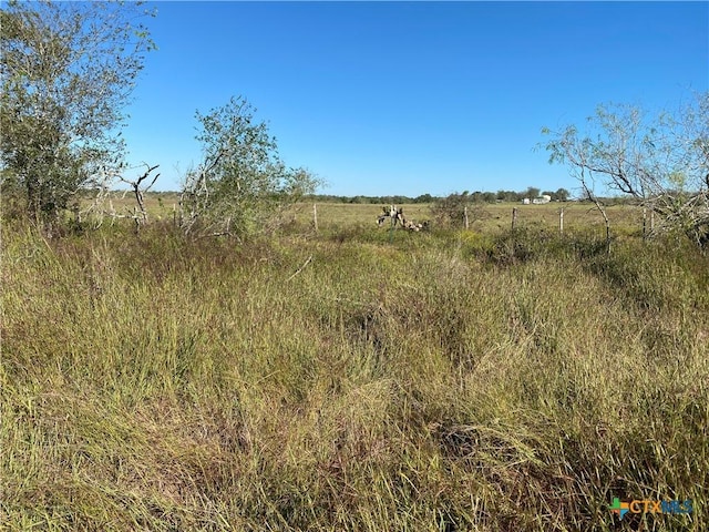 000 County Rd 407, Waelder, TX 78959