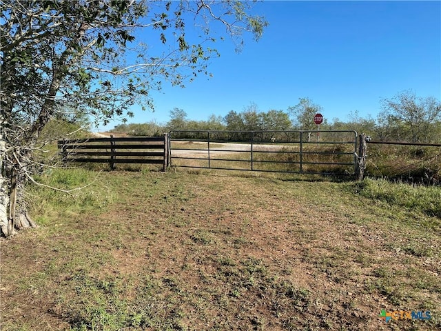 000 County Rd 407, Waelder, TX 78959