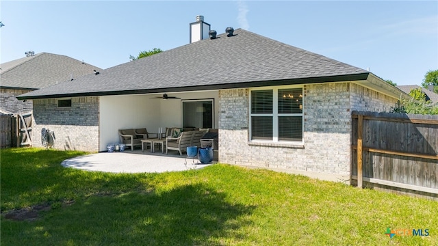 2727 Torino Reale Ave, Temple, TX 76502 - back of property featuring a patio area, roof with shingles, fence, and ceiling fan