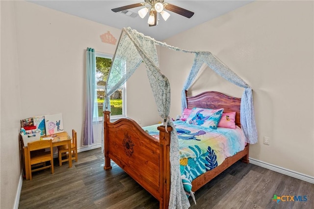 2709 Odem St, Victoria, TX 77901 - bedroom featuring wood finished floors and a ceiling fan