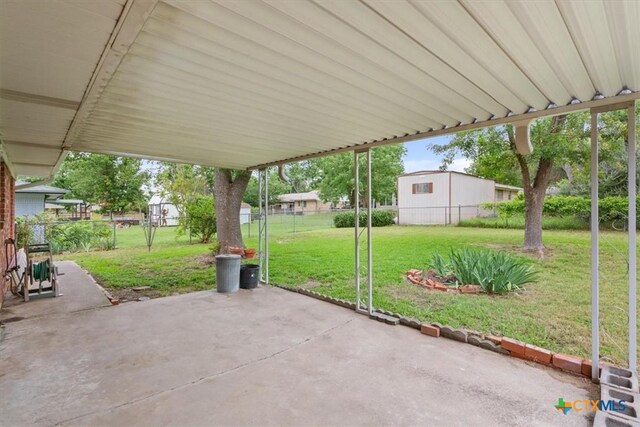 302 W Upshaw Ave, Temple, TX 76501 - view of patio / terrace
