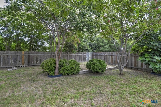 2109 Southport Dr, Killeen, TX 76542 - view of fenced backyard