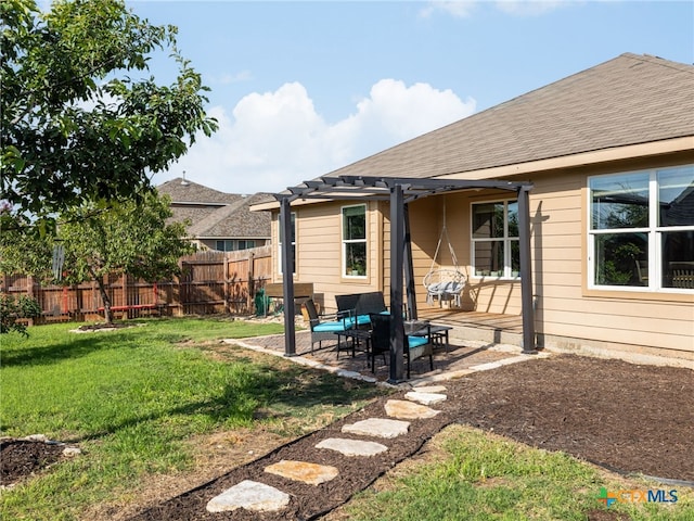 900 Hatton Hill Ln, Austin, TX 78725 - view of yard featuring a patio area