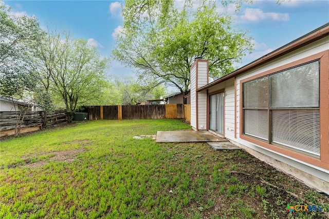5111 Anacacho St, San Antonio, TX 78217 - view of yard featuring a patio