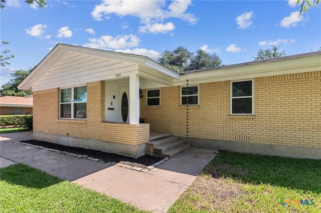 2105 S 49th St, Temple, TX 76504 - view of front of house featuring brick siding