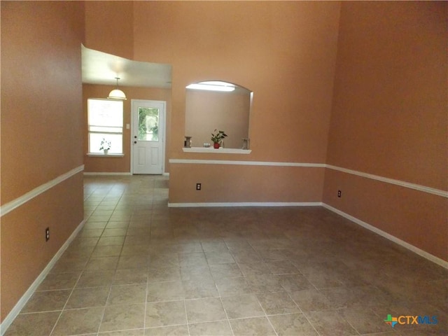 513 Pumpkin Dr, Temple, TX 76502 - unfurnished room featuring tile patterned floors and baseboards