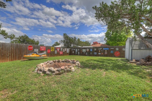 1568 Blueridge Dr, Canyon Lake, TX 78133 - view of yard