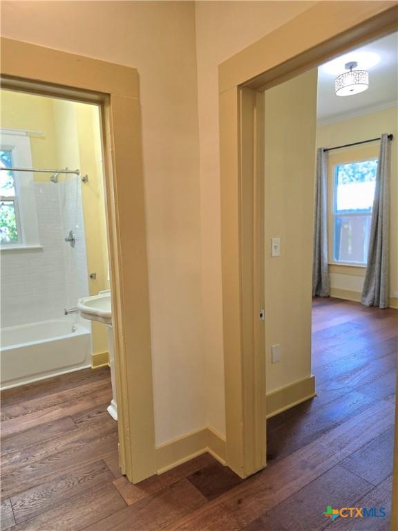 429 N Main St, Rockdale, TX 76567 - photo 9