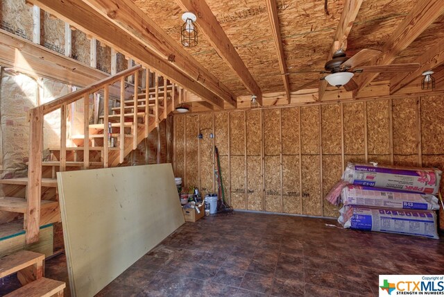 miscellaneous room with ceiling fan