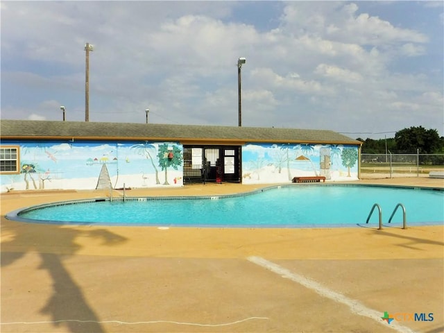 1664 W Bayshore Dr, Palacios, TX 77465