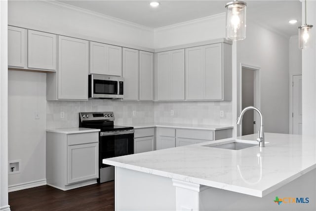7912 Emery Oaks Dr, Temple, TX 76502 - kitchen featuring a sink, stainless steel appliances, ornamental molding, light stone counters, and dark wood-style flooring