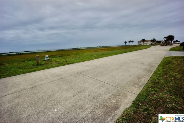 480 E Burgundy Bay Prt, Oconnor, TX 77982