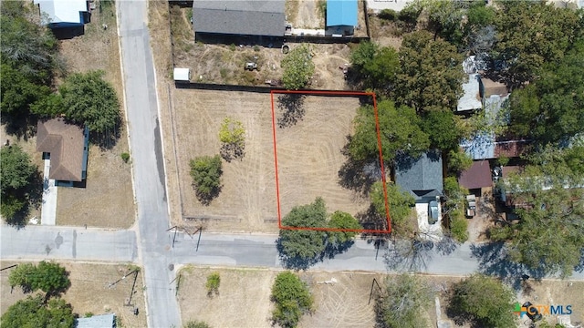 220 Daisy Ave, Luling, TX 78648