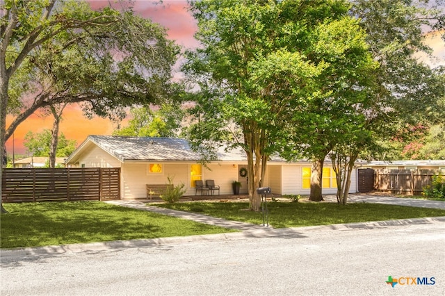 119 W Crockett St, Luling, TX 78648 - view of front of house featuring driveway
