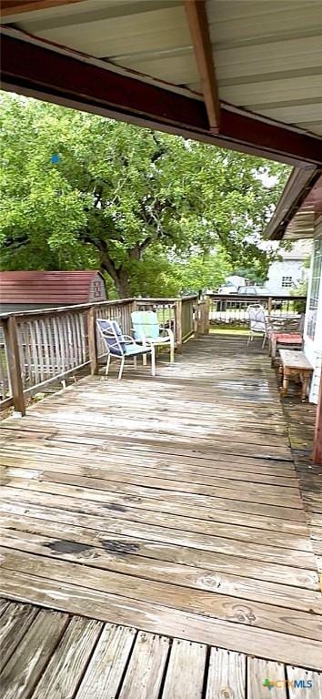 501 Live Oak St, Gatesville, TX 76528 - view of wooden deck
