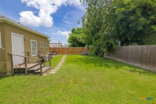 905 N Navarro St, Victoria, TX 77901 - view of fenced backyard