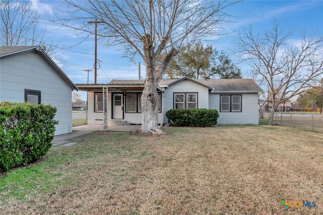 2901 Lone Tree Rd, Victoria, TX 77901 - view of single story home