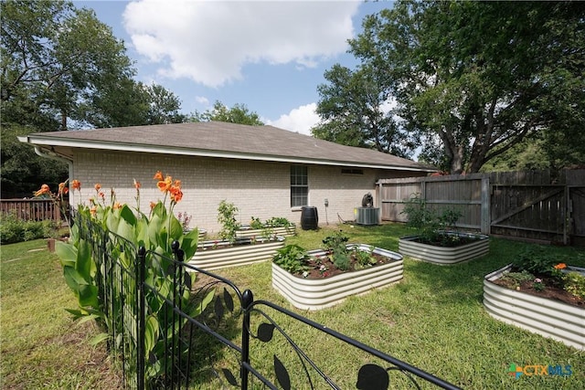 6 S Bobcat Ct, Belton, TX 76513 - view of yard with a garden