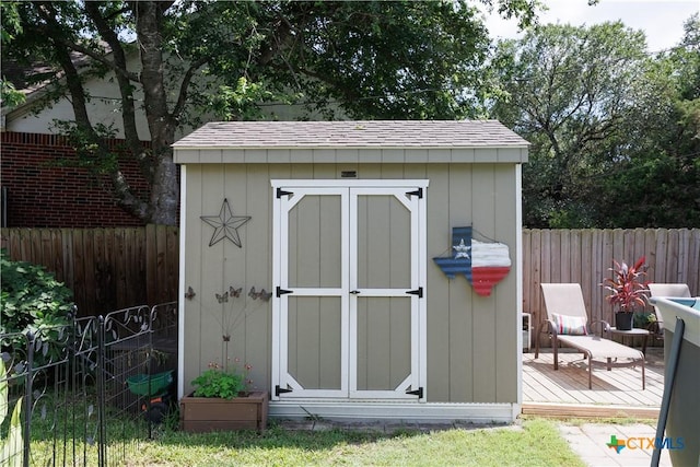 6 S Bobcat Ct, Belton, TX 76513 - view of shed with a fenced backyard