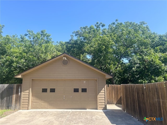 1260 Great Oaks Dr, Salado, TX 76571 - view of detached garage