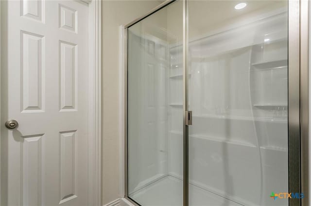 1003 Antelope Trl, Temple, TX 76504 - bathroom featuring a shower stall