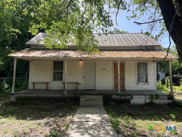 303 N Rusk Ave, Cameron, TX 76520 - photo 2