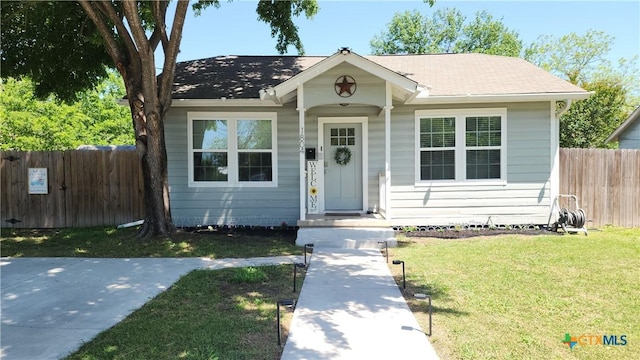 1804 N Goldman St, Victoria, TX 77901 - bungalow-style house with roof with shingles