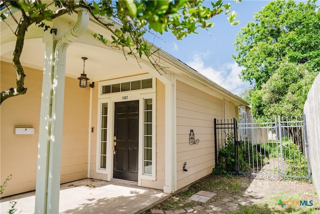 1802 N Vine St, Victoria, TX 77901 - entrance to property