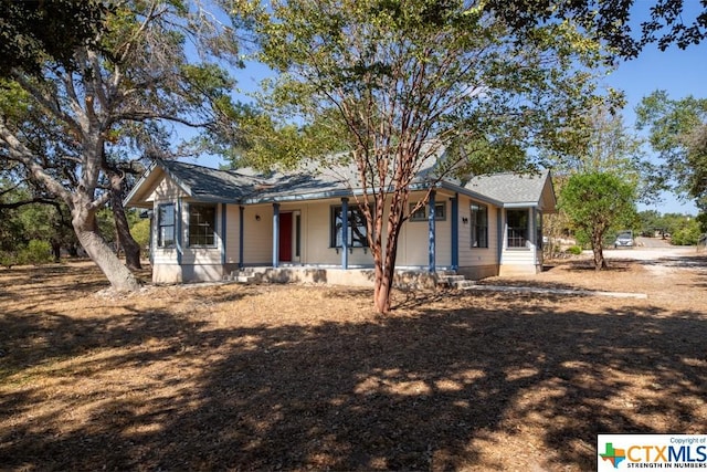 121 S Scenic Loop, Canyon Lake, TX 78133 - view of front of house with covered porch