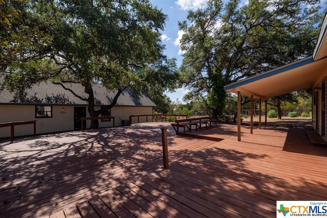 121 S Scenic Loop, Canyon Lake, TX 78133 - view of deck