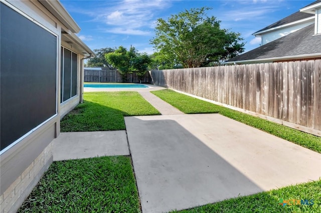 105 Legend Dr, Victoria, TX 77904 - view of yard with a patio area