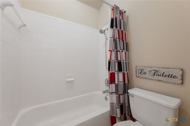 3416 Winding Shore Ln, Pflugerville, TX 78660 - bathroom with toilet and shower / tub combo with curtain