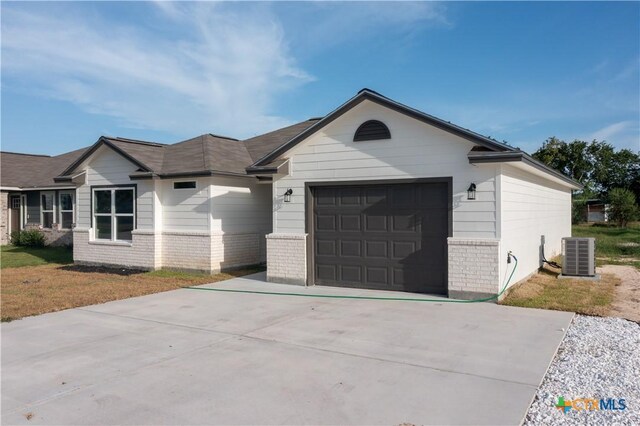 3503 Hanselman Rd, Victoria, TX 77901 - photo 2