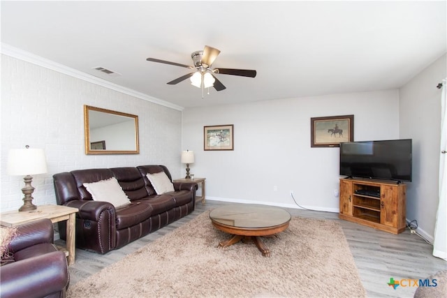 507 E 1st St, Cameron, TX 76520 - photo 2