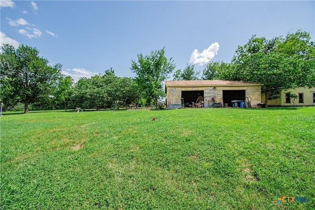 507 E 1st St, Cameron, TX 76520 - photo 23
